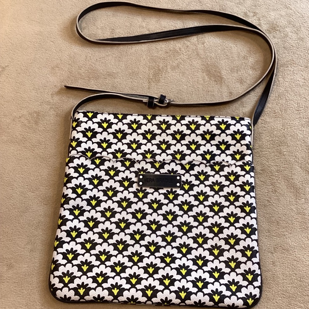 Vera Bradley FANFARE Scalloped Crossbody Handbag Pebbled Adjustable Strap‎